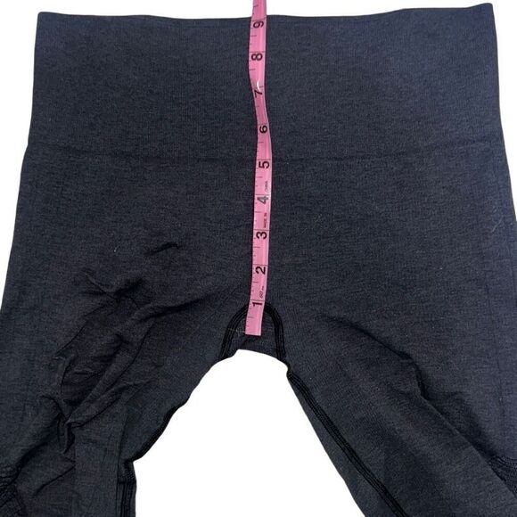 Lululemon In the Flow Scrunch Cropped Leggings Black Athleisure sz 6 Ruched - Picture 4 of 6